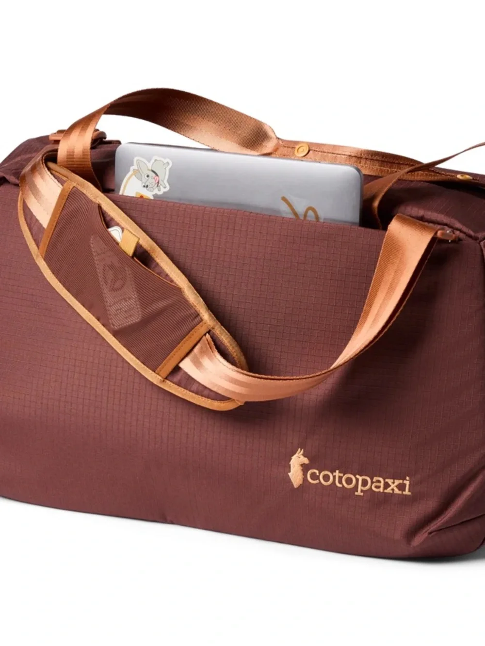 EUC cotopaxi Viaje 35L Travel Duffel Bag in Sepia with Removable Strap